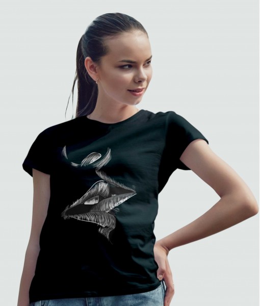 Дамска тениска с щампа Арт Kiss sketch black and white - TShirtArtShop.com